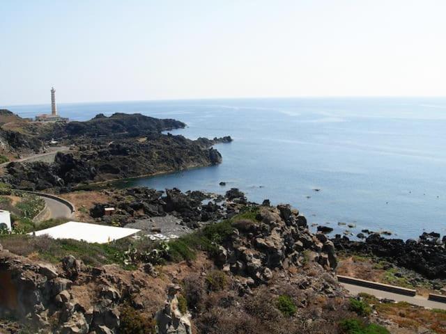 Appartamento Al Centro Di Ustica Isola di Ustica エクステリア 写真